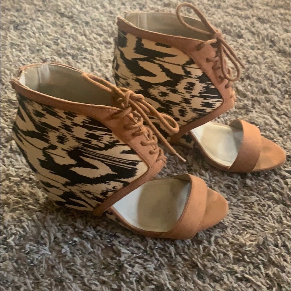 Cute comfy wedge heels